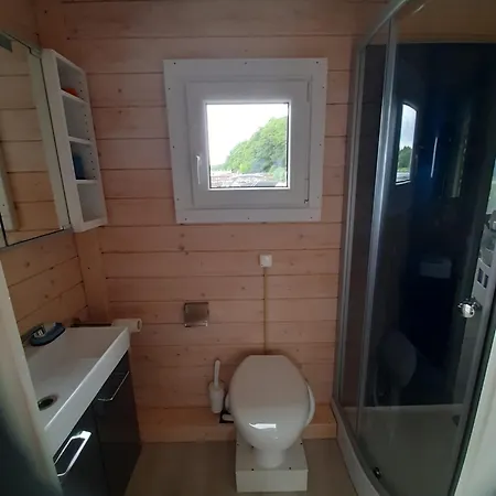 Hausboot Bella Vista Am Mueritznationalpark Festanliegend Mirow