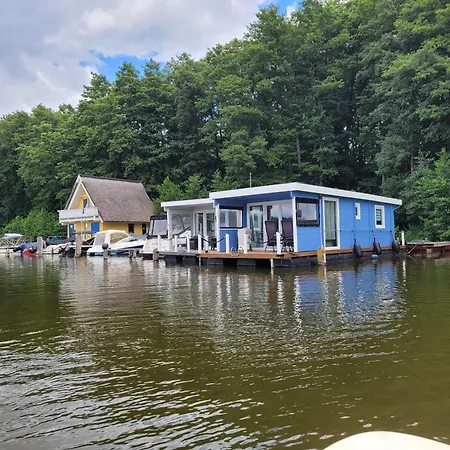 Hausboot Bella Vista Am Mueritznationalpark Festanliegend Feriehus